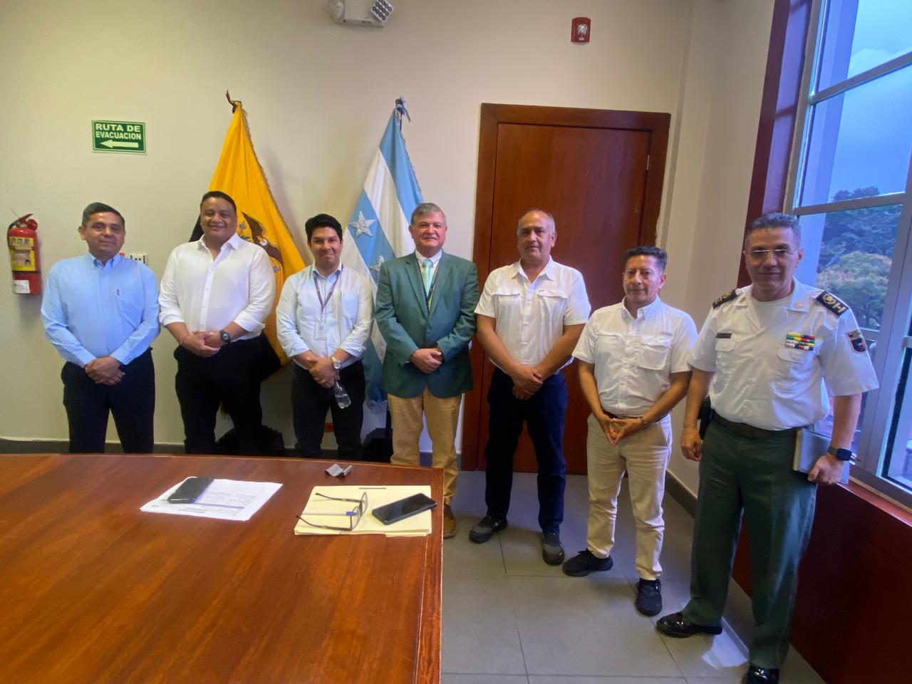 FENATRAPE se reune, en la Gobernacion del Guayas, con la SENAE y ATM, Guayaquil
